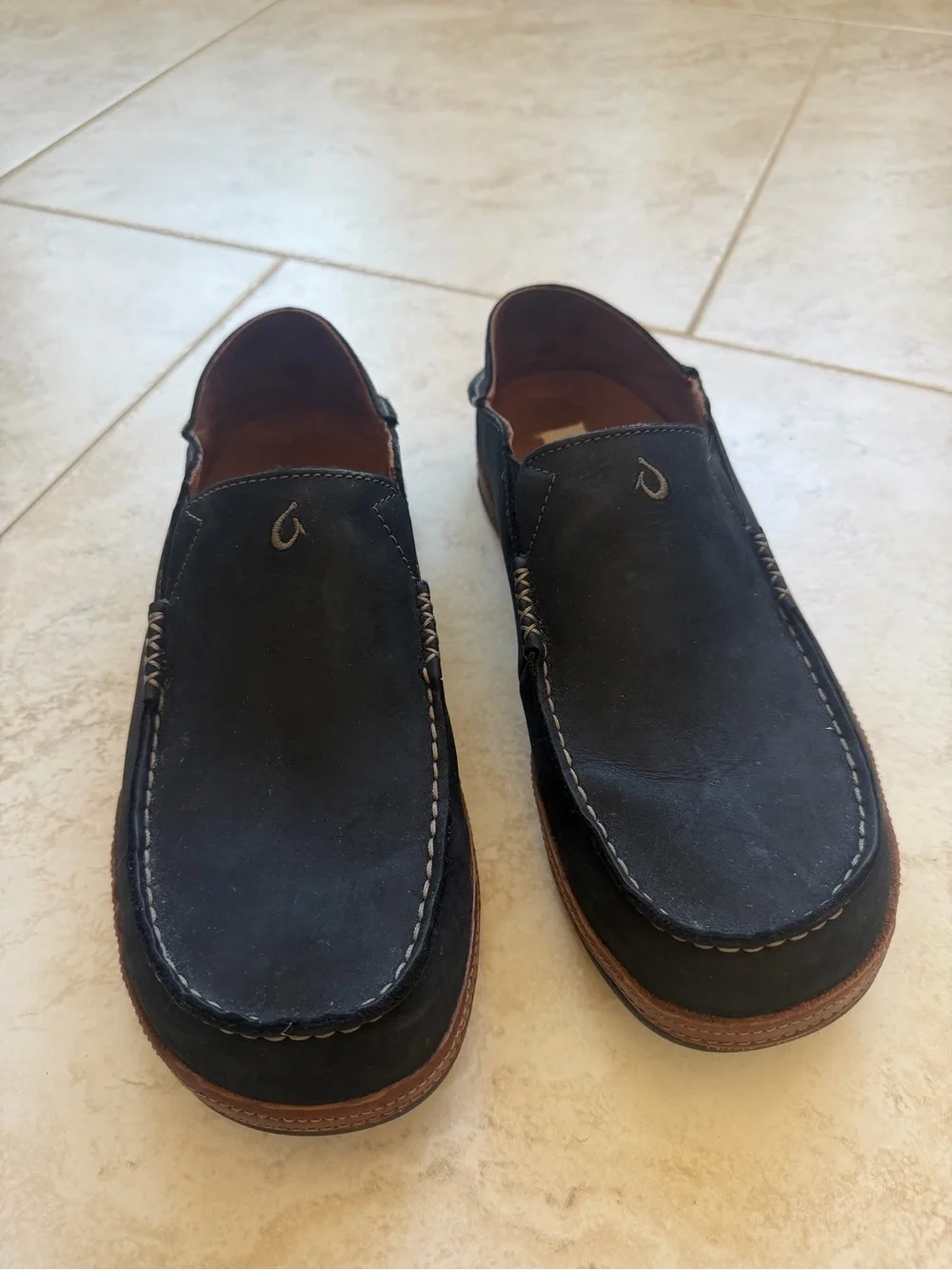 OLUKAI Black Moloa Leather Slip On Shoes